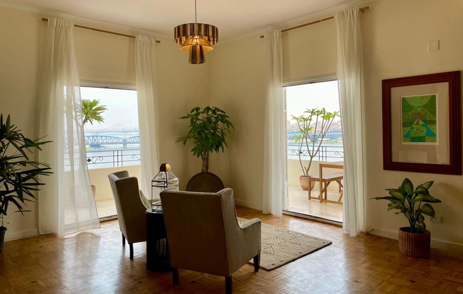 Luxury On The Nile - Zamalek Apartments Cairo Exterior photo